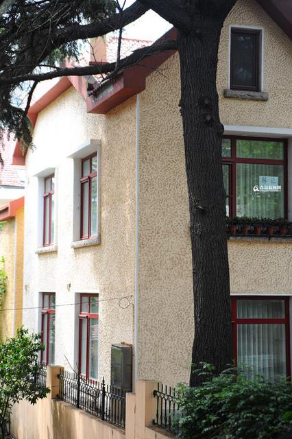 八大关老别墅挂牌6000万出售 每平近20万