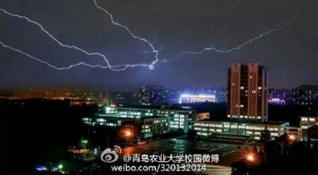 青岛开启大雨模式 
