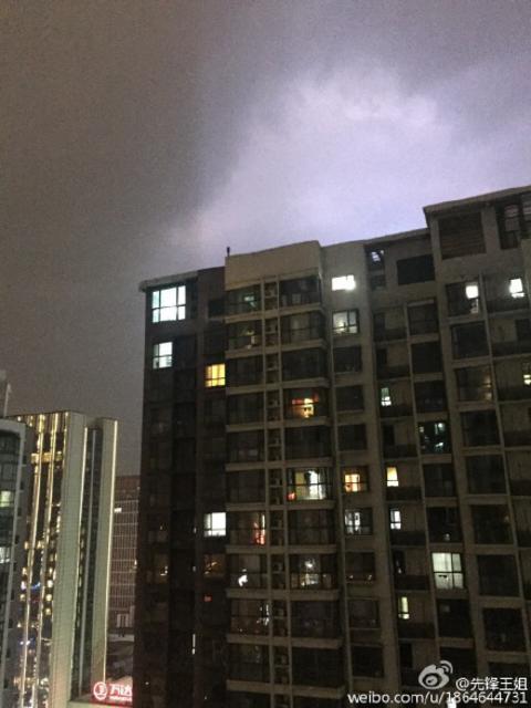 青岛开启大雨模式 