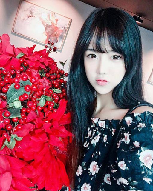 韩国网络女主播李秀彬 因身材不科学爆红 韩国网络女主播李秀彬 因身材不科学爆红