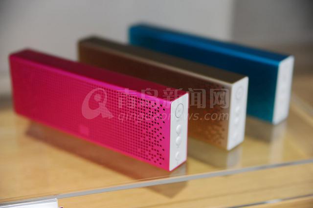 高清:探秘小米青岛直营店 炫酷产品你见过几种