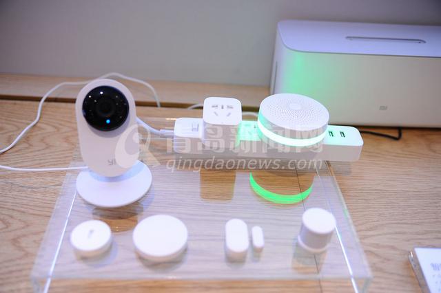 高清:探秘小米青岛直营店 炫酷产品你见过几种