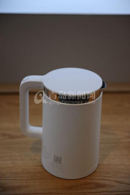 高清:探秘小米青岛直营店 炫酷产品你见过几种