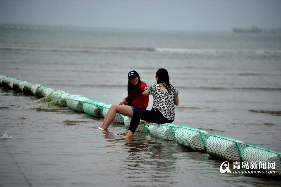 夏至青岛沿海独享20℃ 游客浴场觅清凉