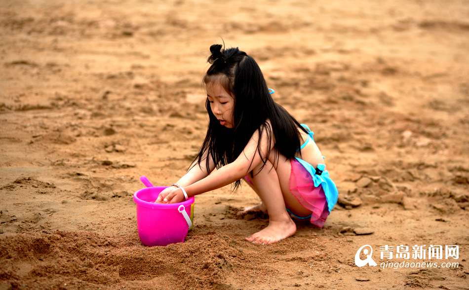 夏至青岛沿海独享20℃ 游客浴场觅清凉