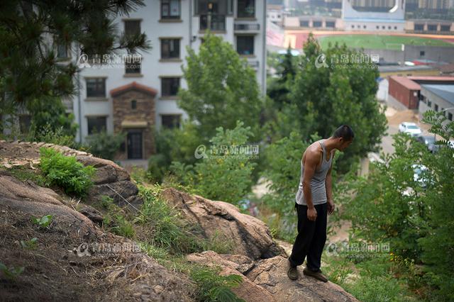 【青岛故事】小伙住山洞 每天抄古文观止