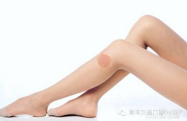 洗海澡被海蜇蜇伤应咋办?千万别用淡水冲(组图)