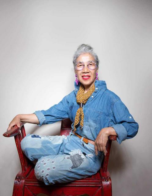 80岁老人拍逆天时装照 看姨姥的后现代生活 80岁老人拍逆天时装照 看姨姥的后现代生活