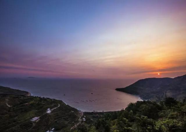 能想到最浪漫的事 就是和你在青岛看日出