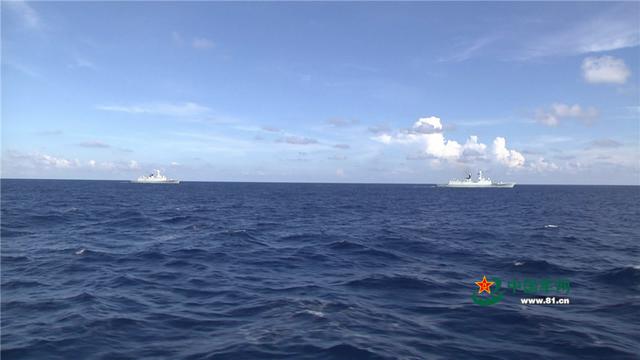 实录:海军三大舰队百艘舰艇大洋演兵 实录:海军三大舰队百艘舰艇大洋演兵