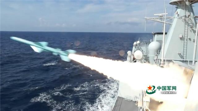 实录:海军三大舰队百艘舰艇大洋演兵 实录:海军三大舰队百艘舰艇大洋演兵