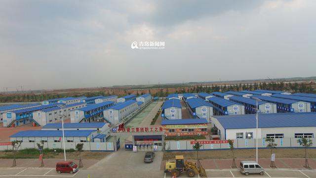 俯拍新机场施工现场 地铁路径清晰可见