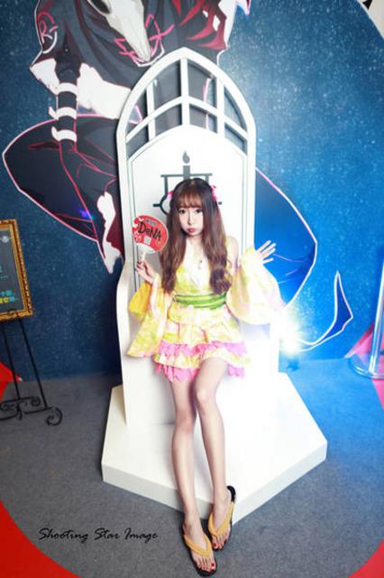 国内最大漫展大长腿晃眼