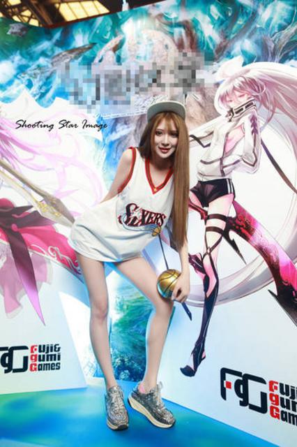 国内最大漫展大长腿晃眼