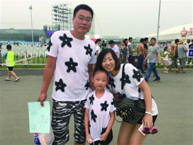 高温难挡美酒诱惑会场里人气大旺