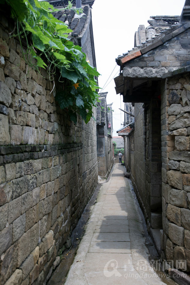探访青岛凤凰古村 青石小巷穿越时空