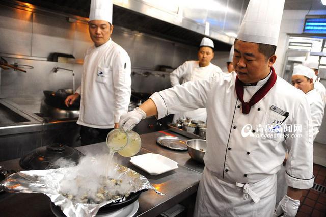 高清:来青岛玩 不把这些美食全吃一遍别急着走