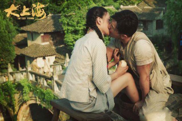 组图:黄晓明原来亲过那么多女人！baby心真宽