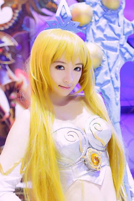    90后女孩：身材好不需隐藏 但会把握住尺度