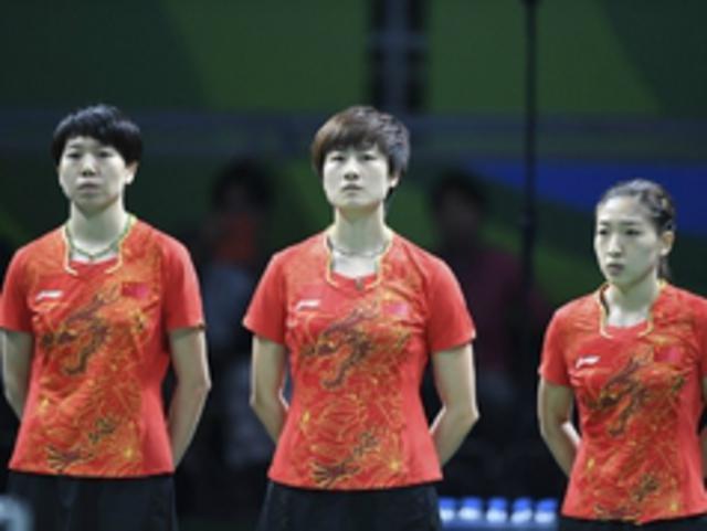 【快嘴奥运】都颁奖了 这俩国家的国旗挂反了