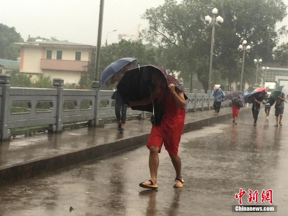 台风“电母”携暴雨袭击中越边境