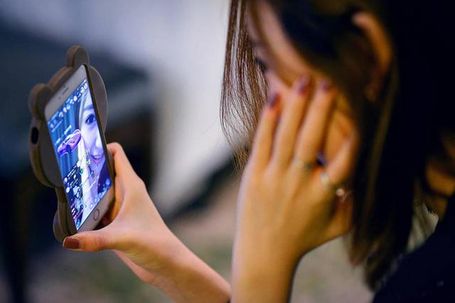 海外学霸变身女主播 