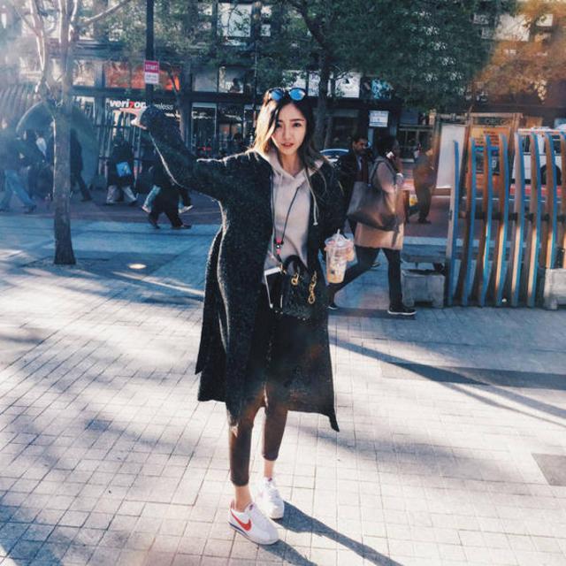 海外学霸变身女主播 