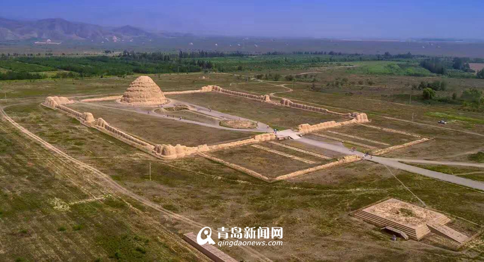 高清:夕阳下的西夏陵 雄浑贺兰山麓的神秘存在