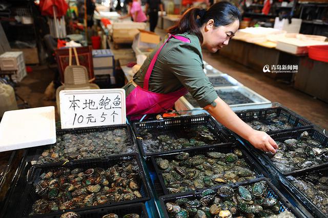 本地迷你鲍鱼卖出蛤蜊价 2元一只快尝鲜