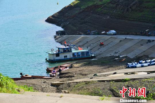 广元白龙湖游船翻沉15人遇难续：海事所负责人被批捕