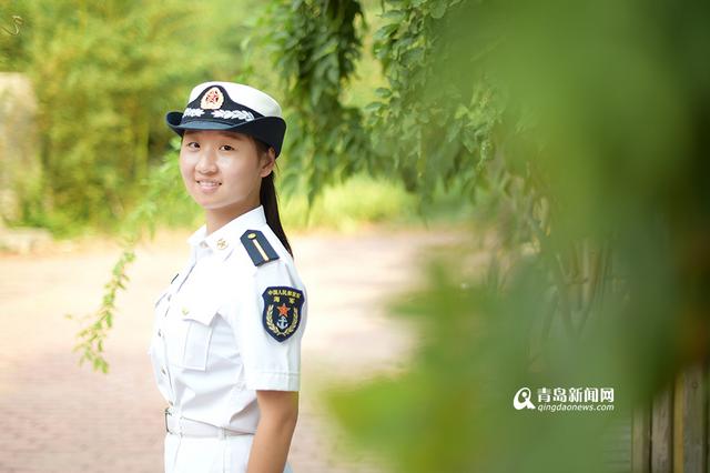 【新青年】海大学霸女教官 新生最听她的话