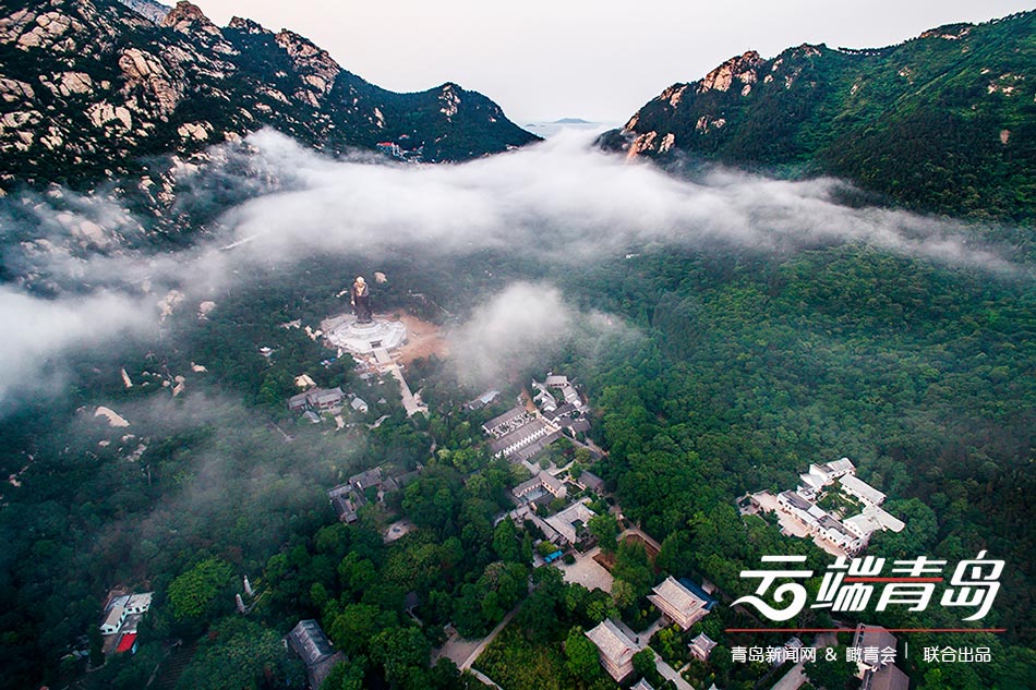 【云端青岛】夕阳下的跨海大桥 犹如城市脉搏