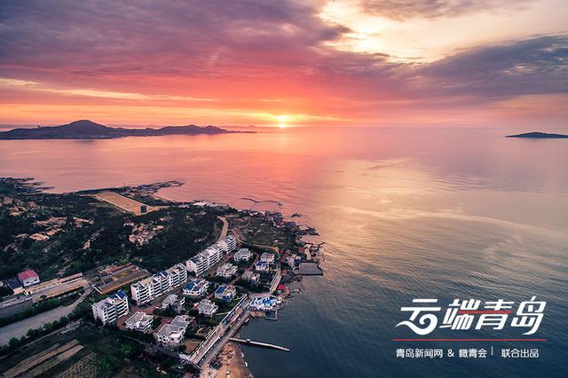 【云端青岛】夕阳下的跨海大桥 犹如城市脉搏