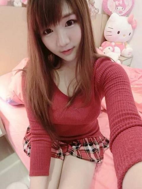 泰国95后女大学生网红萌妹 海量私房照曝光