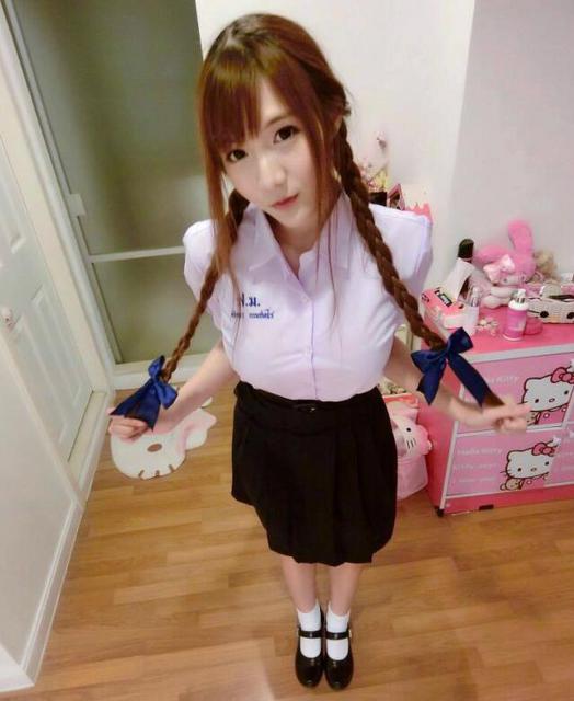 泰国95后女大学生网红萌妹 海量私房照曝光