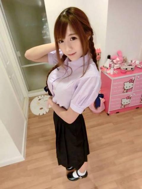 泰国95后女大学生网红萌妹 海量私房照曝光