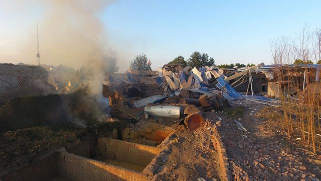 河北晋州黑化工厂爆炸航拍现场 事故致5死1伤