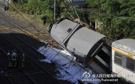 西班牙发生列车出轨事故 已致3人死亡