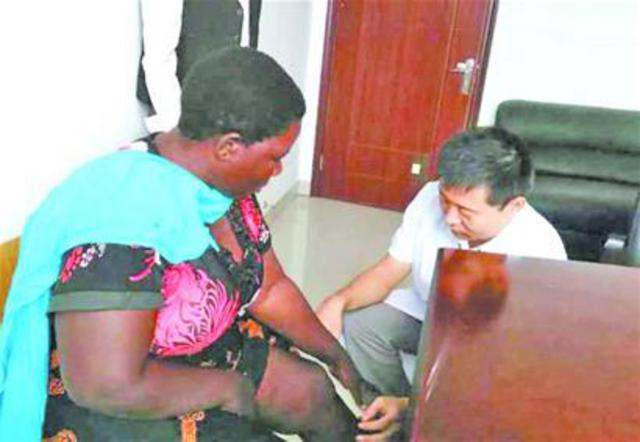 他陪白血病女孩走完最后一程 他陪白血病女孩走完最后一程