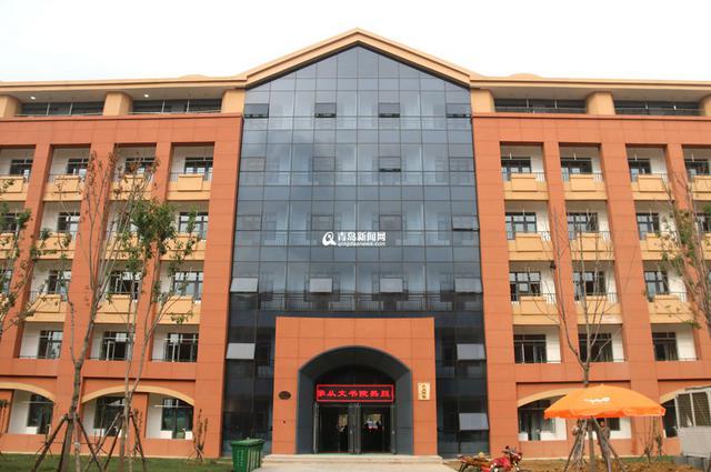 山大青岛校区命名楼宇:住在凤凰居 学在振声苑