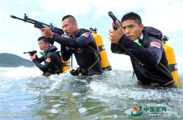 中俄“联合夺岛”前 一支神秘部队已隐蔽登岛