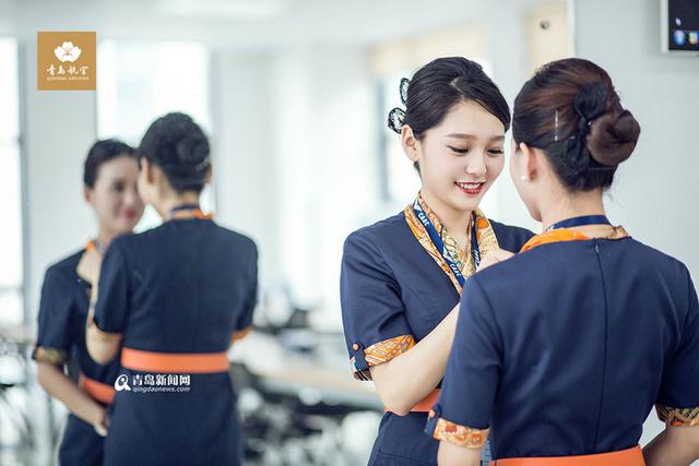 高清:实拍青航全明星空乘团队 空姐空少颜值高 高清:实拍青航全明星空乘团队 空姐空少颜值高