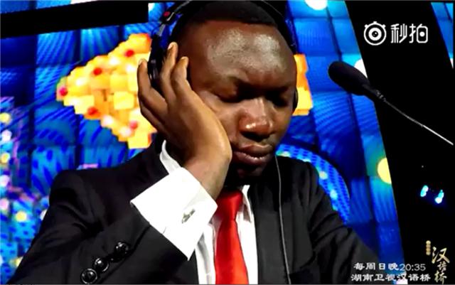 当老外听力遇到《江南皮革厂倒闭了》 嗨过之后懵了