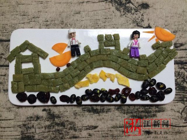 妈妈为女儿做“古诗早餐” 吃着吃着把诗就背了