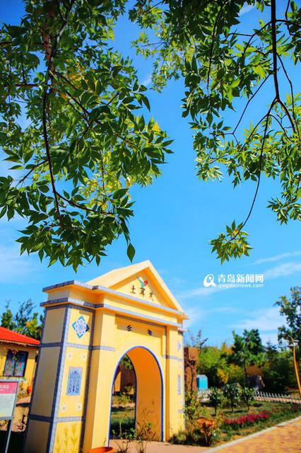 高清:邂逅秋天的世博园 斑斓色彩染透山谷 高清:邂逅秋天的世博园 斑斓色彩染透山谷