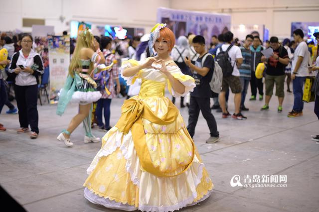 高清:实拍青岛DC10动漫展 高颜值御姐萝莉抢镜 高清:实拍青岛DC10动漫展 高颜值御姐萝莉抢镜