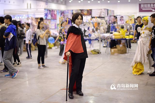 高清:实拍青岛DC10动漫展 高颜值御姐萝莉抢镜 高清:实拍青岛DC10动漫展 高颜值御姐萝莉抢镜
