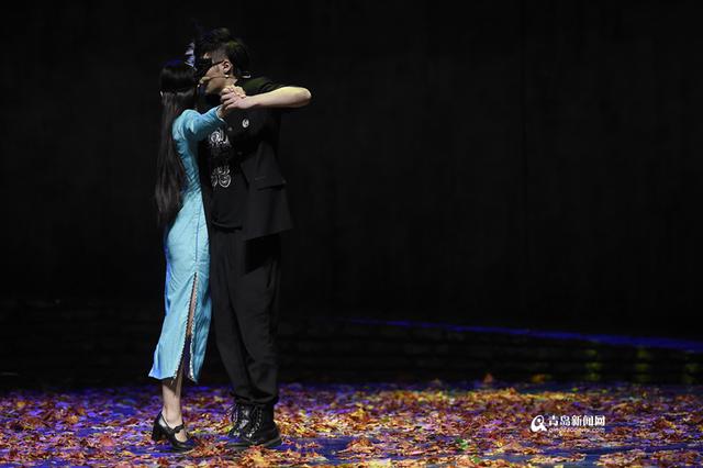 口碑爱情话剧本周登陆青岛 火爆堪比开心麻花