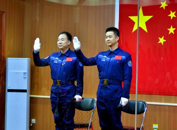 航天员太空生活揭秘：五天菜谱不重样有鱼香肉丝