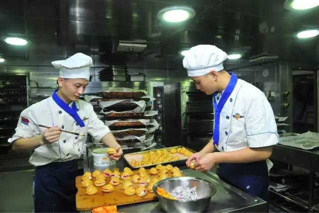 “辽宁舰牌”曲奇饼,大国滋味,要吗?